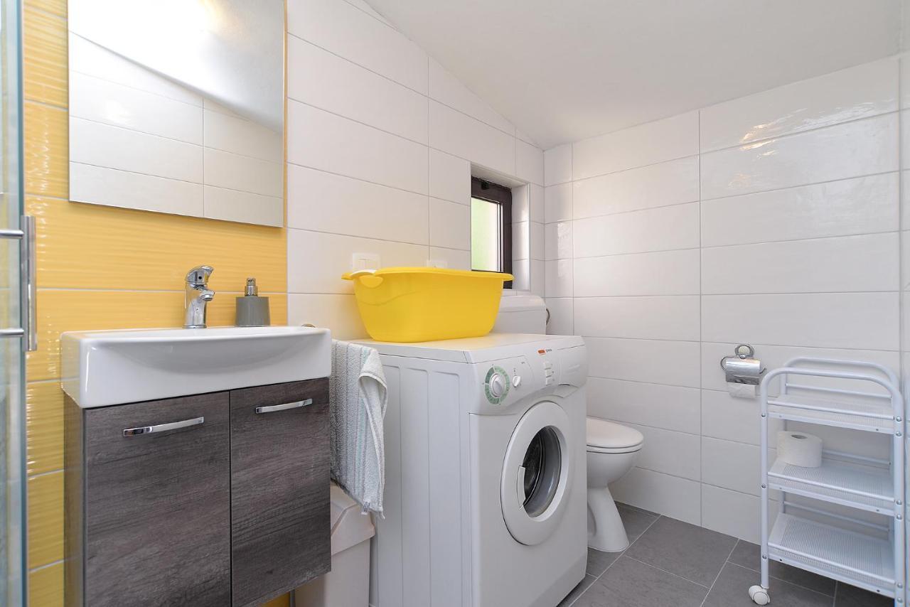 Apartamento Vesna 1642 Pula